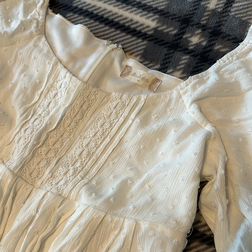 Altard State Dress - Picture 2 of 3